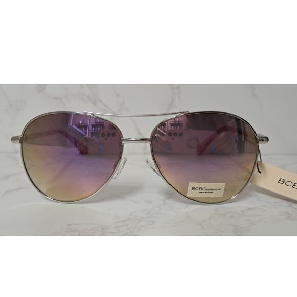 NEW BCBG Gold Frame/Pink Silver Mirrored Lens Unisex Aviator Sunglasses - Picture 1 of 7